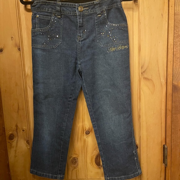 girls in apple bottom jeans 